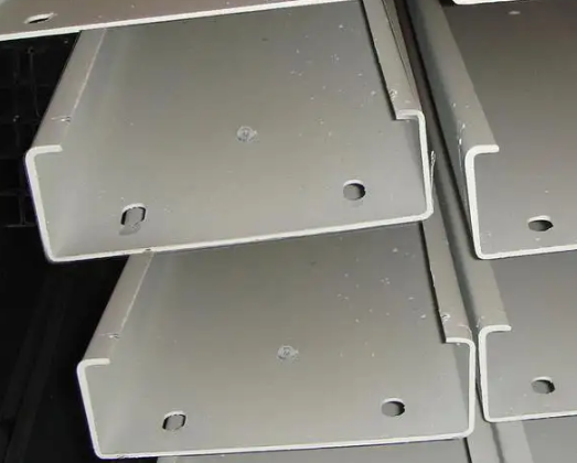 c<a href=http://m.scqcwx.cn/guli/ target=_blank class=infotextkey>型鋼</a>